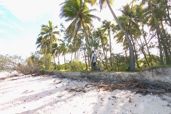 Ouvea-Loyalty-Islands-New-Caledonia